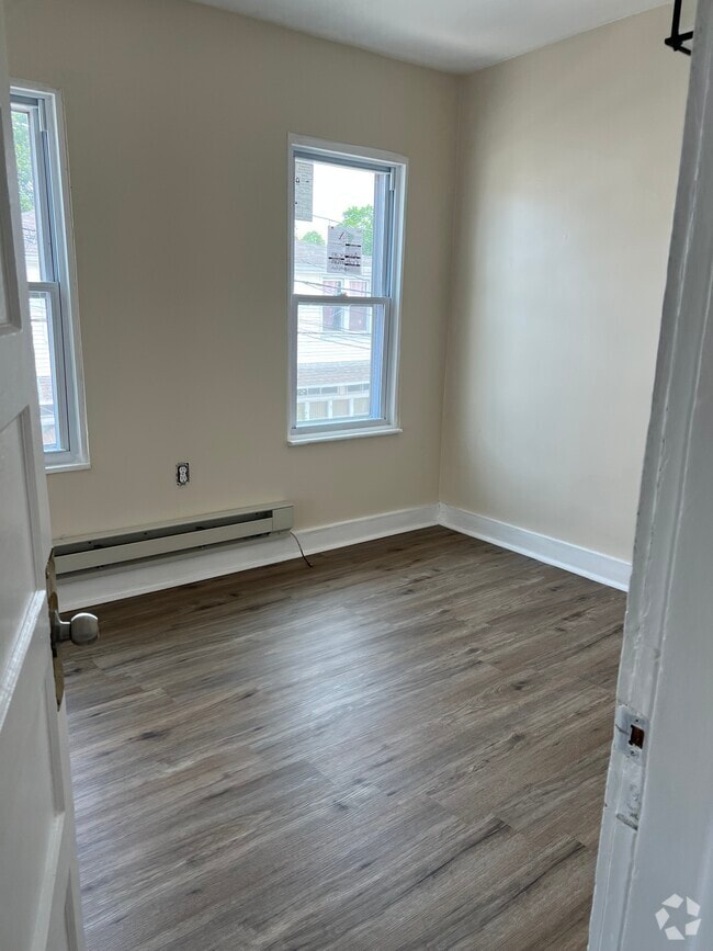 Building Photo - 50 Pierce St Unit Apt. C