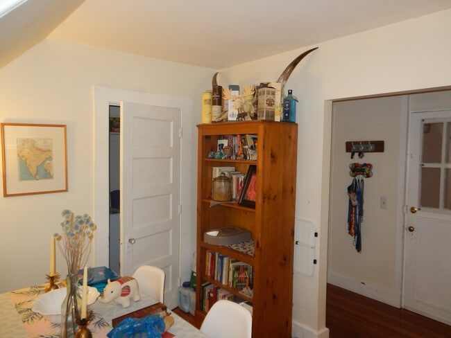 Livingroom - 85 Tower St Unit Apt #3