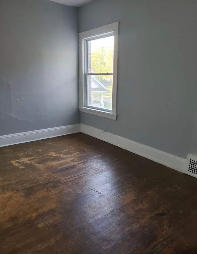 Photo - 3390 E 143rd St Unidad 4