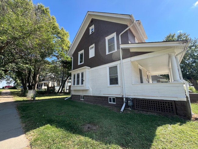 Photo - Fully Remodeled House!