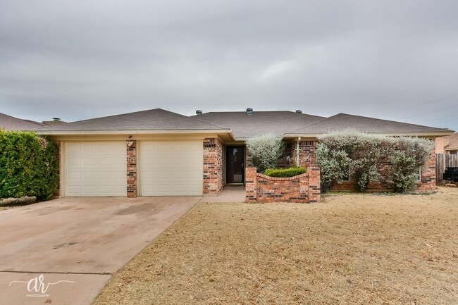 2733 Melissa Ln