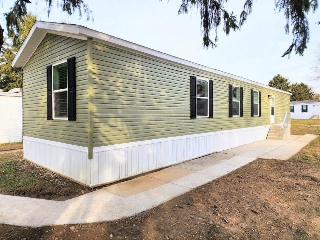 Photo - 230 Whittlesey Ave