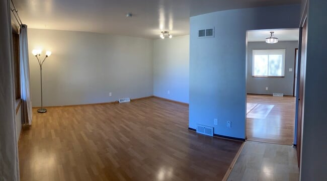 2709 Albany Ct