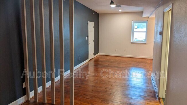 Photo - 3925 Redding Rd Unit Apt 201