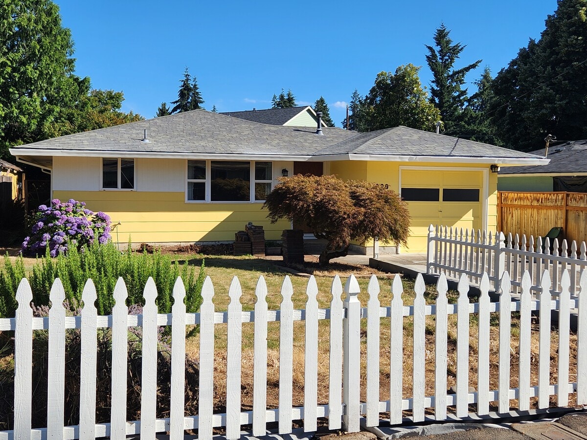 Photo - 920 Brighton Ave