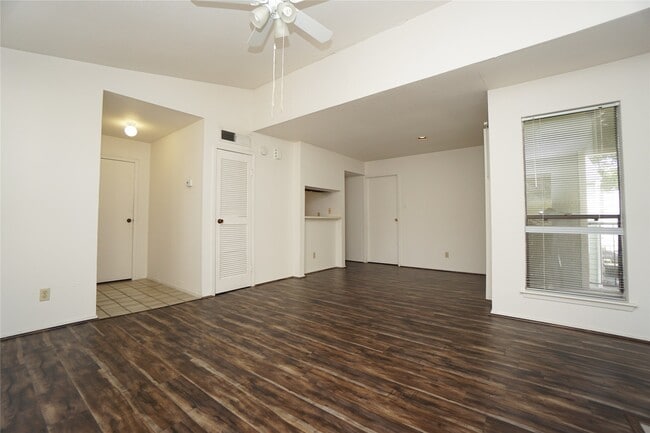 Photo - 6602 Harbor Town Dr Unidad 808