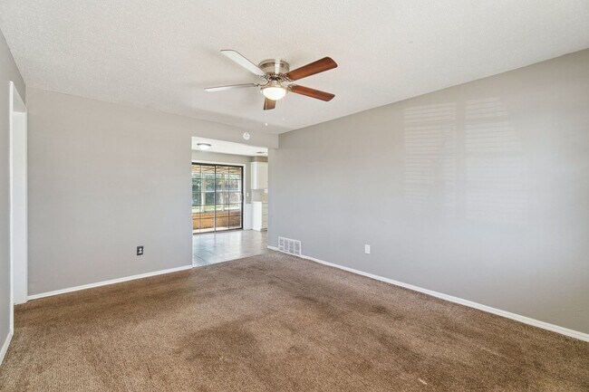 Photo - 4009 Vickie Dr