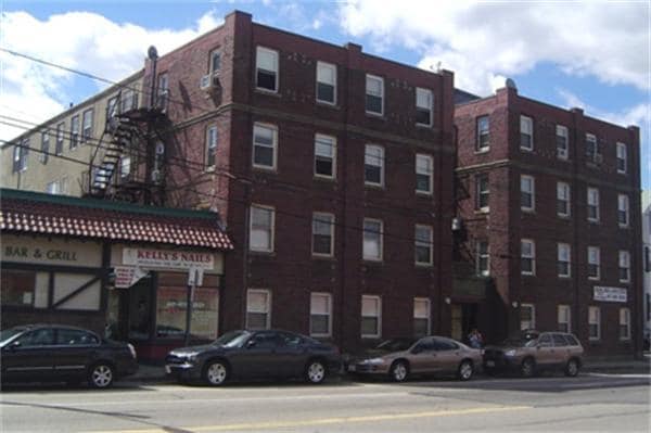 Building Photo - 291 Newport Ave Unit 2