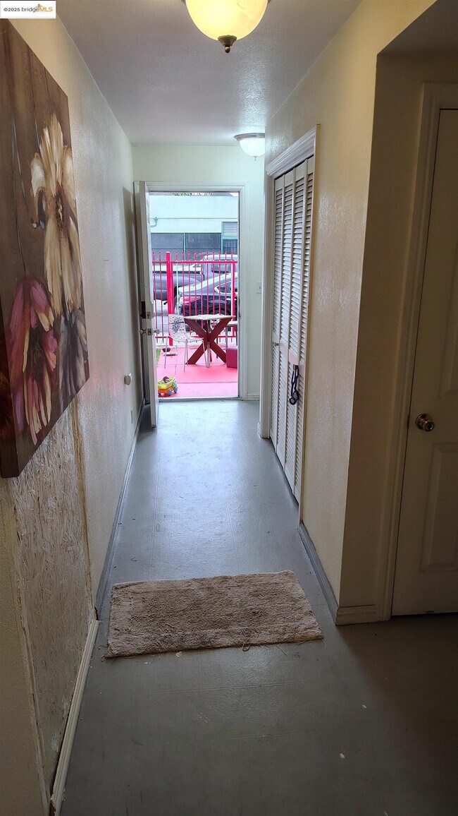 Photo - 3532 San Leandro St