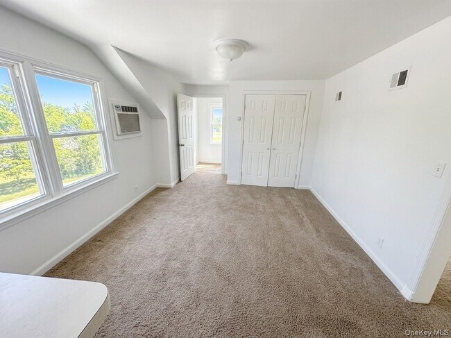 Photo - 460 Atlantic Ave