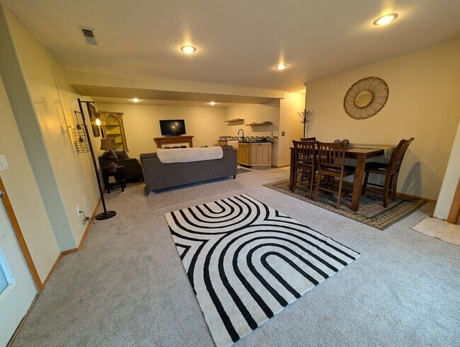Photo - Gorgeous large Clarkston Heights duplex