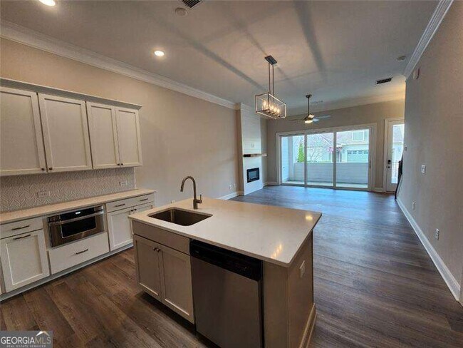 Photo - 633 Stickley Oak Way