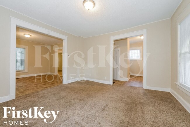 Photo - 2214 Quincy St