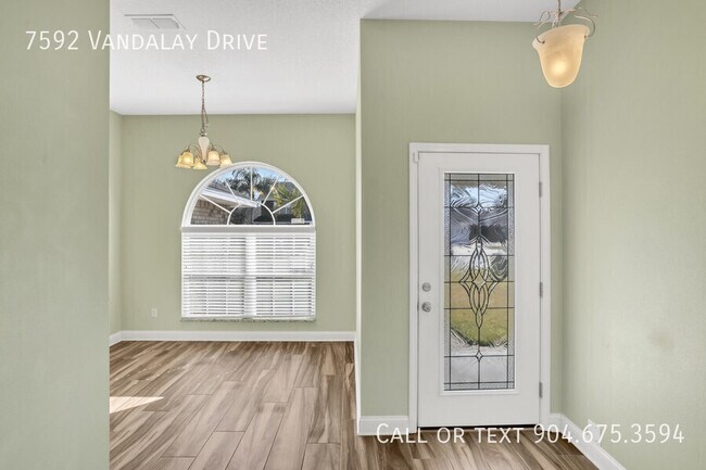 Photo - 7592 Vandalay Dr