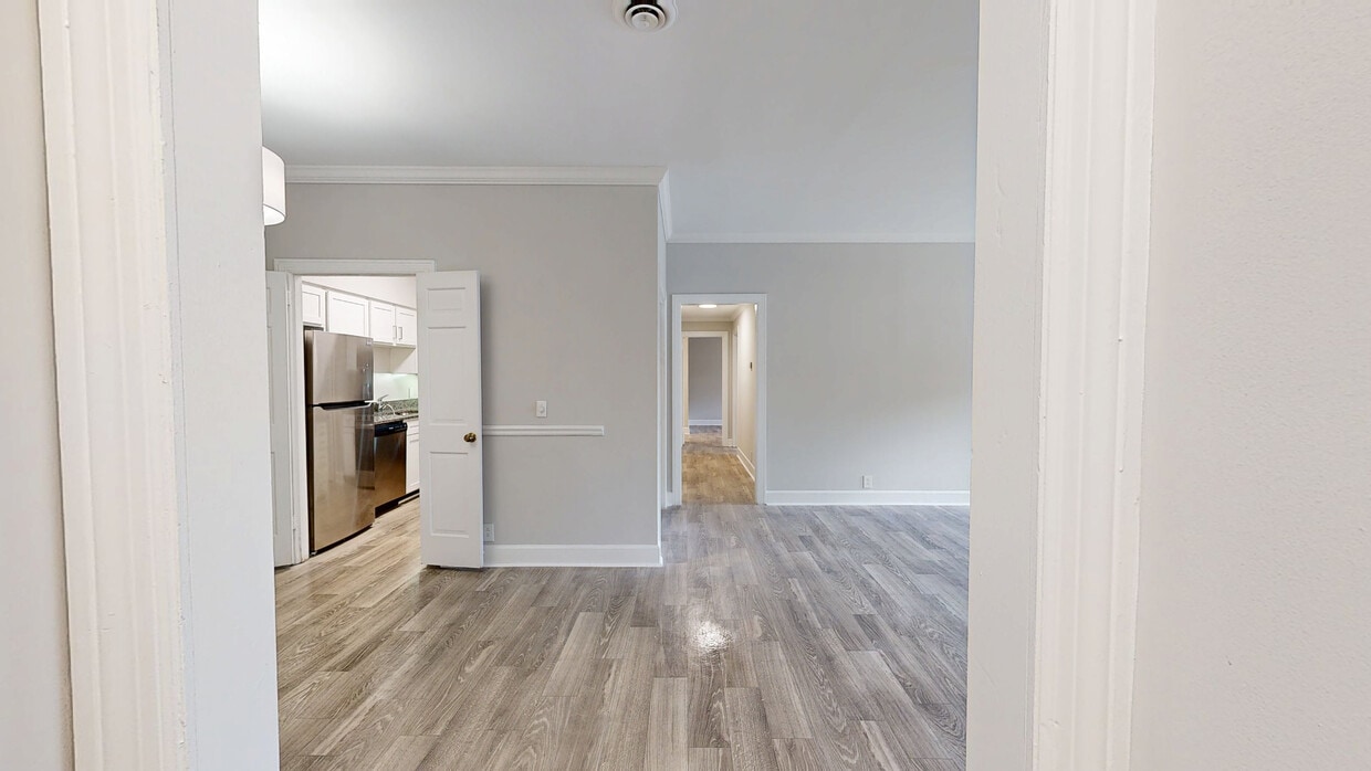 Photo - Chowning Square Apartments