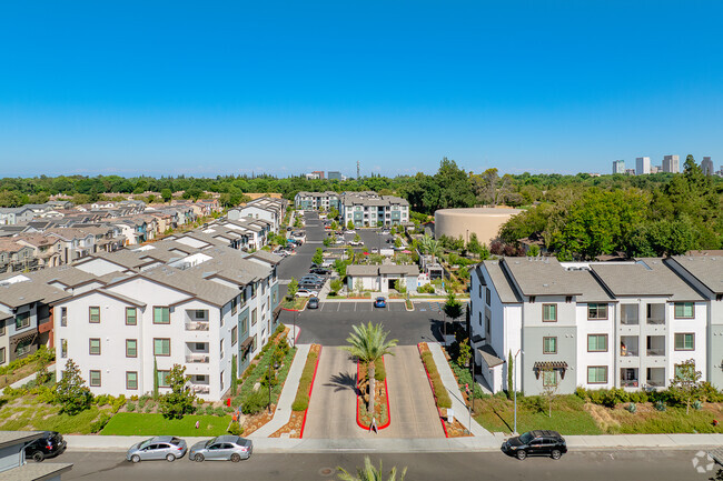 The Strand - The Strand Apartments