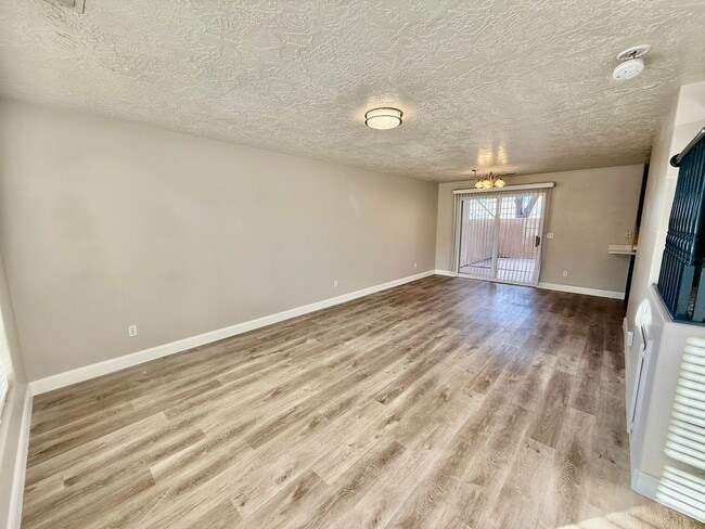 Photo - Adorable 3-BR Parkside Townhome