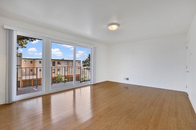 Photo - 67 Parkridge Dr Unit 0