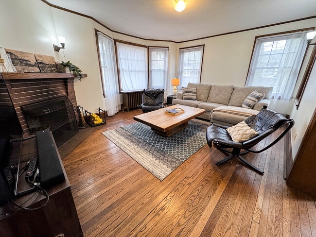 Photo - 118 Wait Ave