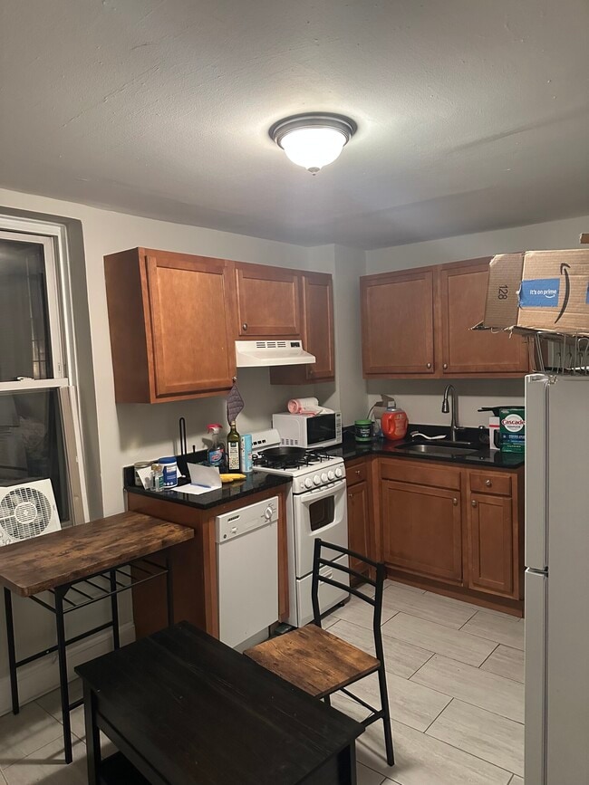 Building Photo - 95 Gainsborough St Unit 818 Rental