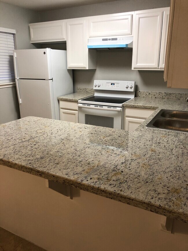 Photo - 607 S I Rd Unit 13