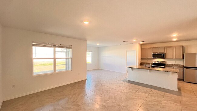 Photo - Spacious 3 Bedroom / 2 Bathroom Home in Mt Dora’s Timberwalk Community – AVAILABLE NOW!