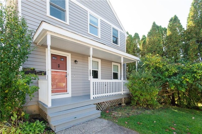 Photo - 27 Fenner Ave