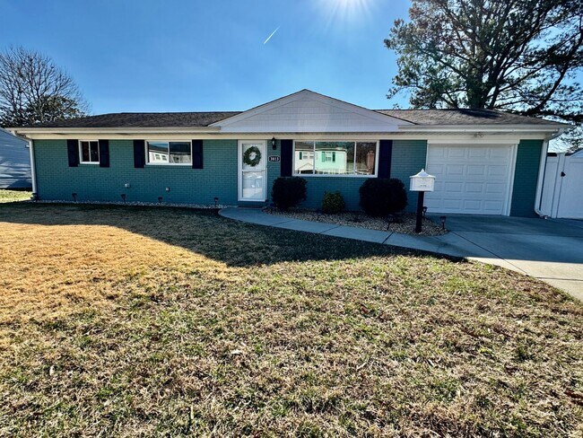 READY 08-26-25!! 3-Bedroom Ranch W/Fenced ... - READY 08-26-25!! 3-Bedroom Ranch W/Fenced ... House