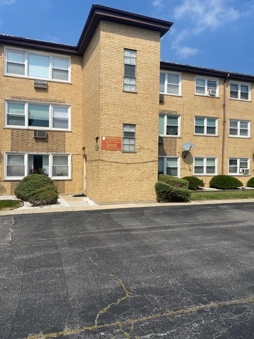 Building Photo - 10739 S Pulaski Rd Unit 2B Rental