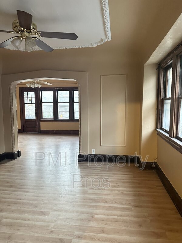 Photo - 3839 N 24th Pl