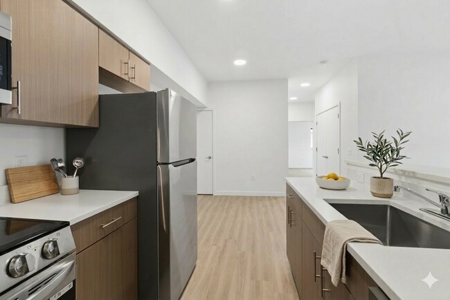 Photo - Redmond Landing