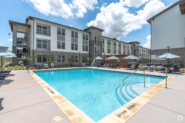 Building Photo - Birchway Denton (TX)