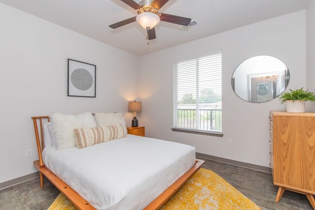 Trails Bend 2 Bedroom 2 Bath Furnished Bedroom