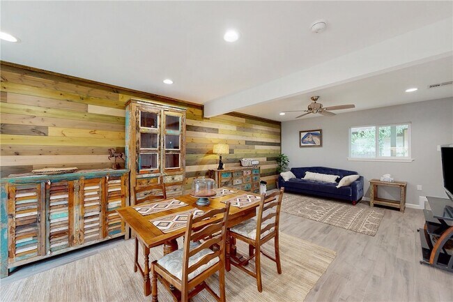 Photo - 513 Boyett St