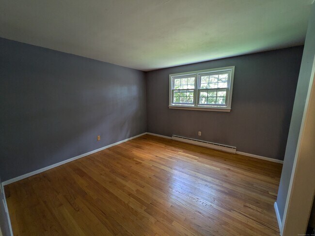 Photo - 24 College St Unit APT 5