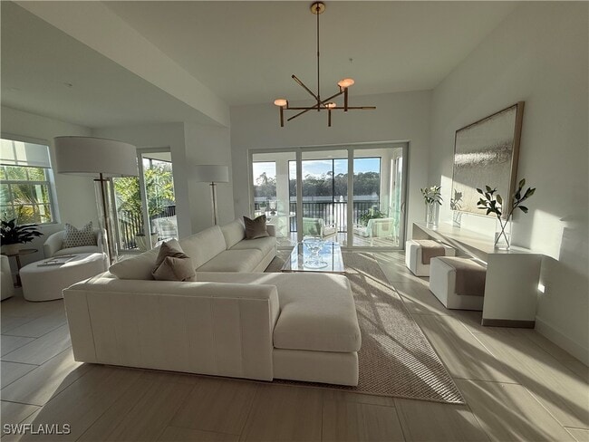 Photo - 16885 Fairgrove Way Unidad 6-201