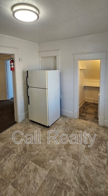 Photo - 1421 W Maxwell Ave Unidad 2