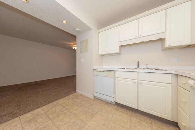 Photo - Arbor Grove Lorain