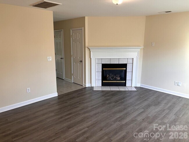 Photo - 10440 Wilson Glen Dr