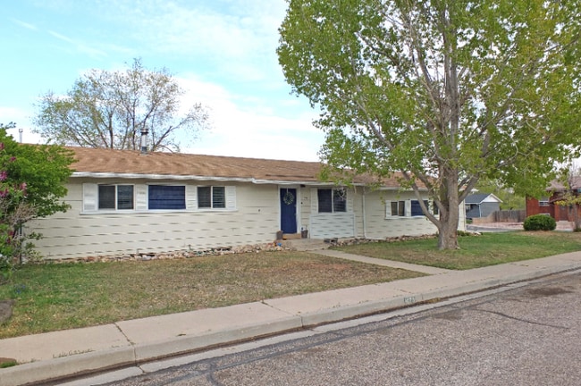 Photo - 1673 Northfield Rd House