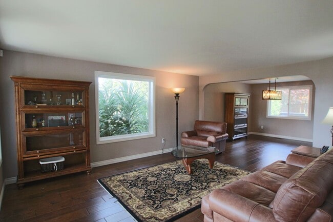 Photo - Beautiful 4BR/3BA Home in Steilacoom – Minutes to JBLM