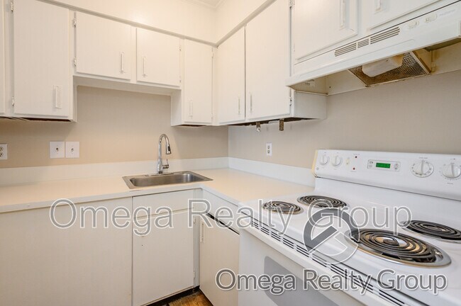 Photo - 3380 McGehee Rd Unit Apt F