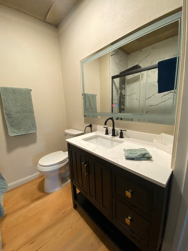 Photo - 2205 Bridlewood Dr Unit Studio