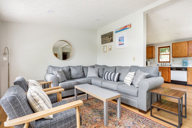 Photo - 2219 N Our Majestic Trl