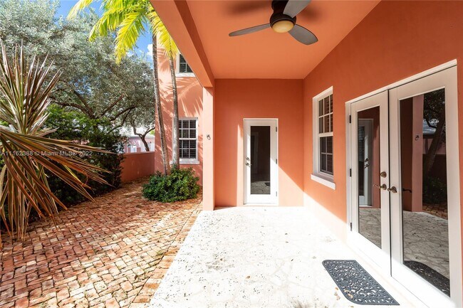 Photo - 510 Loretto Ave