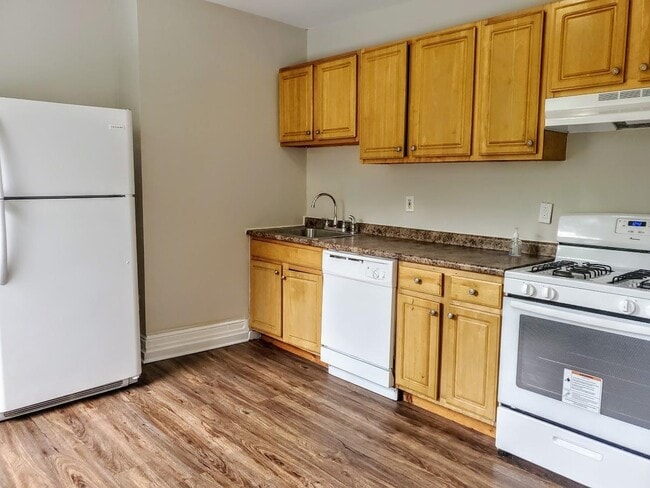 Photo - 186 Summit Ave