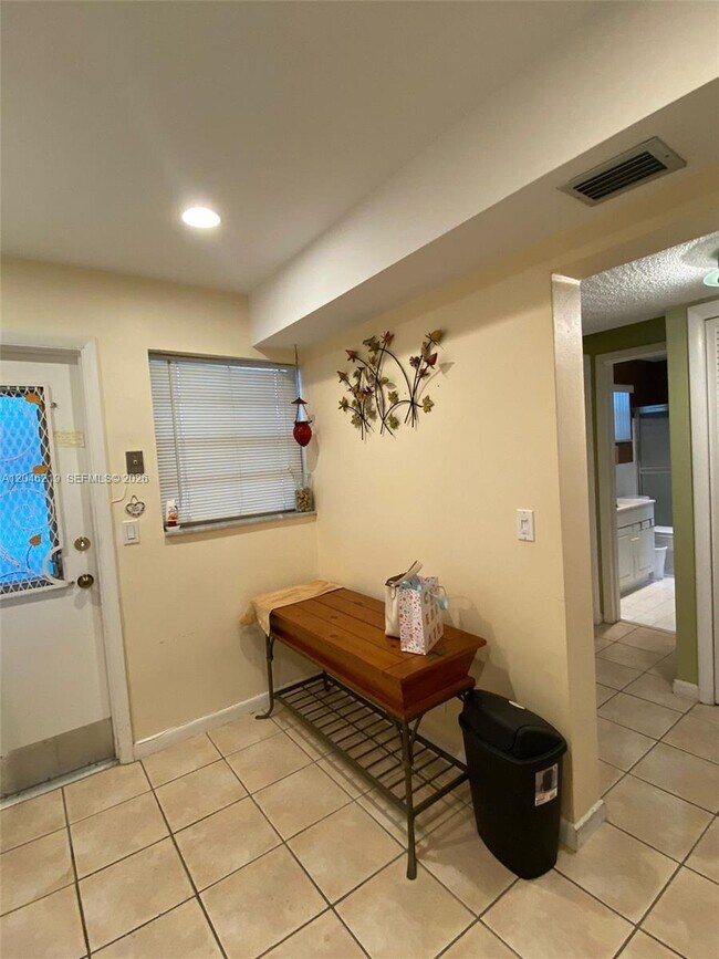 Photo - 330 SE 2nd St Unit 403F