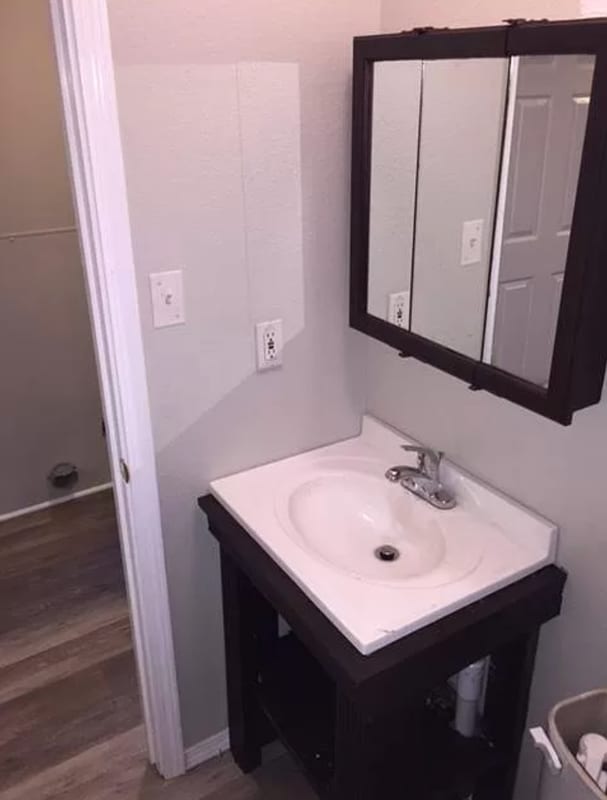 Photo - 12227 FM1957