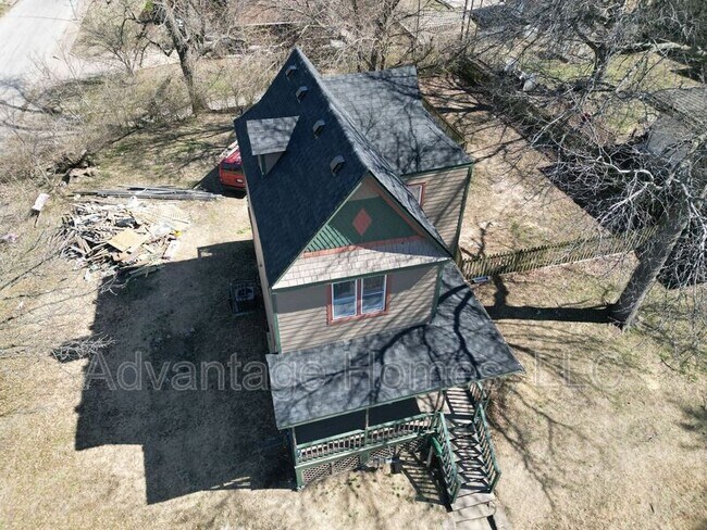 Photo - 105 Brooklyn Ave