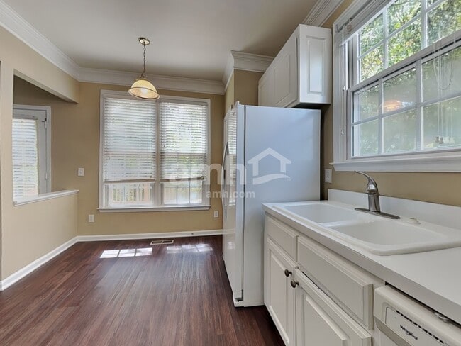 Photo - 4909 Heritage Woods Ct